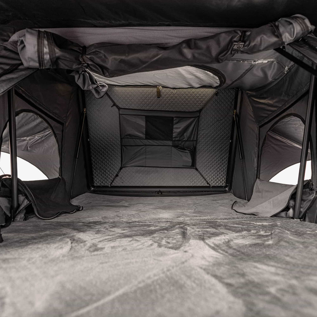Expedition M Aluminium-Dachzelt: 2–3 Plätze